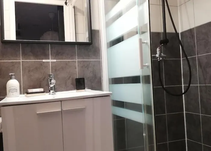 Vitale Moderne- Centre Historique- Proche Des Halles Безье